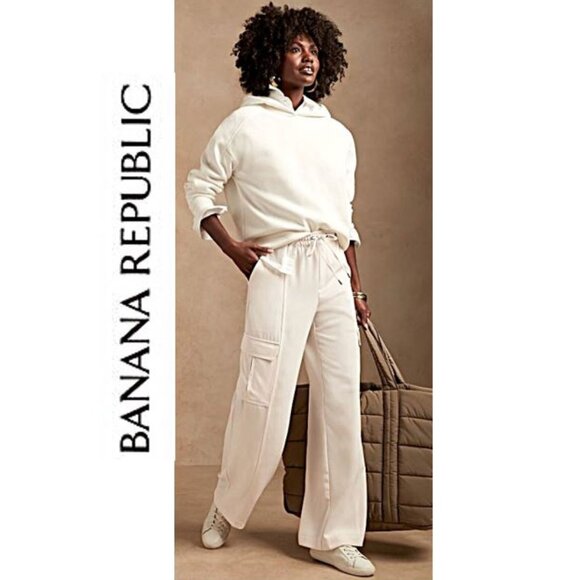 BR SPORT, Cream coloured wide leg performance cargo pant - Picture 1 of 15